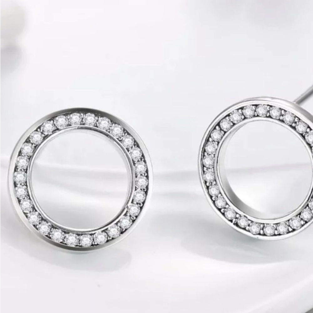 Classic Silver Circle Pavé Stud Earrings